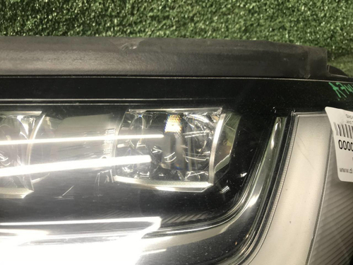 Фара левая Toyota Land Cruiser 300 (21-нв) LED