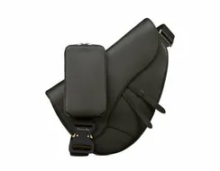 Сумка Dior Saddle, модель макси-формата
