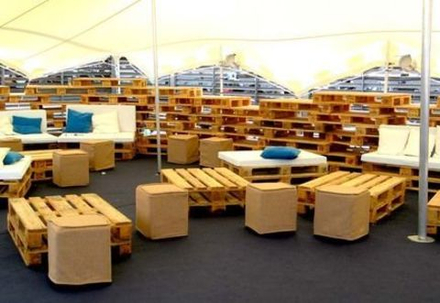 Мебель для баров и кафе стилизованная под поддоны МДБ01