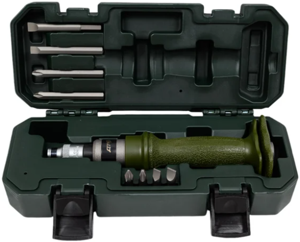 Отвертка ударная с усиленной защитной рукояткой "Дело Техники" 766928