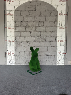 Зайчик сидячий прямо высокий