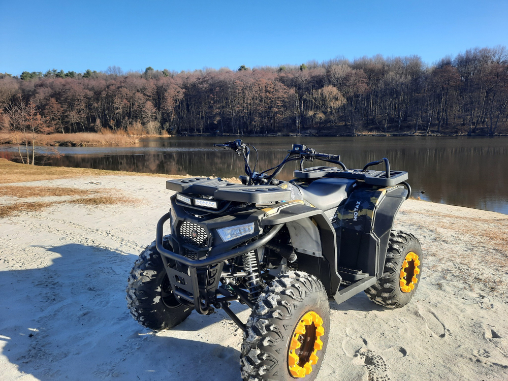 Квадроцикл бензиновый MOTAX GRIZLIK W200