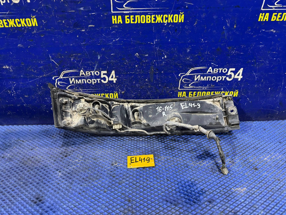 Стоп правый TOYOTA CORSA 1991