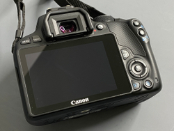 Canon 100D Kit 18-55mm 6600 кадров