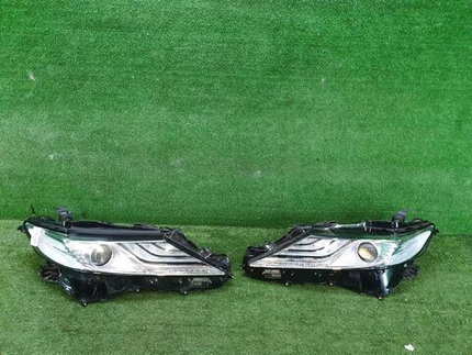 Фара Комплект фар Toyota Camry xv70 (17-21) LED