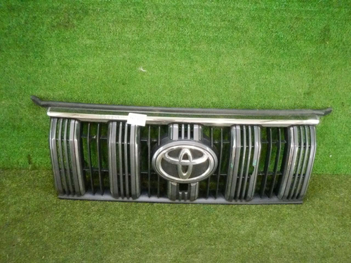 Решетка радиатора Toyota Land Cruiser Prado 150 (2017-н.в.)