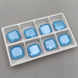 Swarovski 4675 Square FS, Crystal Summer Blue