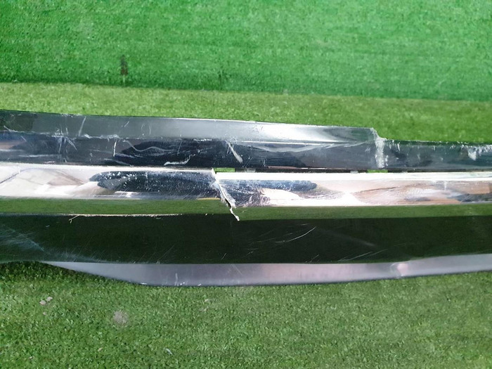 Юбка переднего бампера Toyota Land Cruiser 200 (2015-2021) Executive