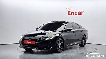 Honda Accord 10 Generation 2.0 Hybrid Touring (04.2022)