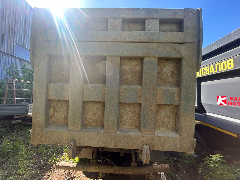 Shacman (Shaanxi) SX* 8x4 Самосвал SX331863366 (Дизельный, 12,5 л, 544 л.с., МТ)