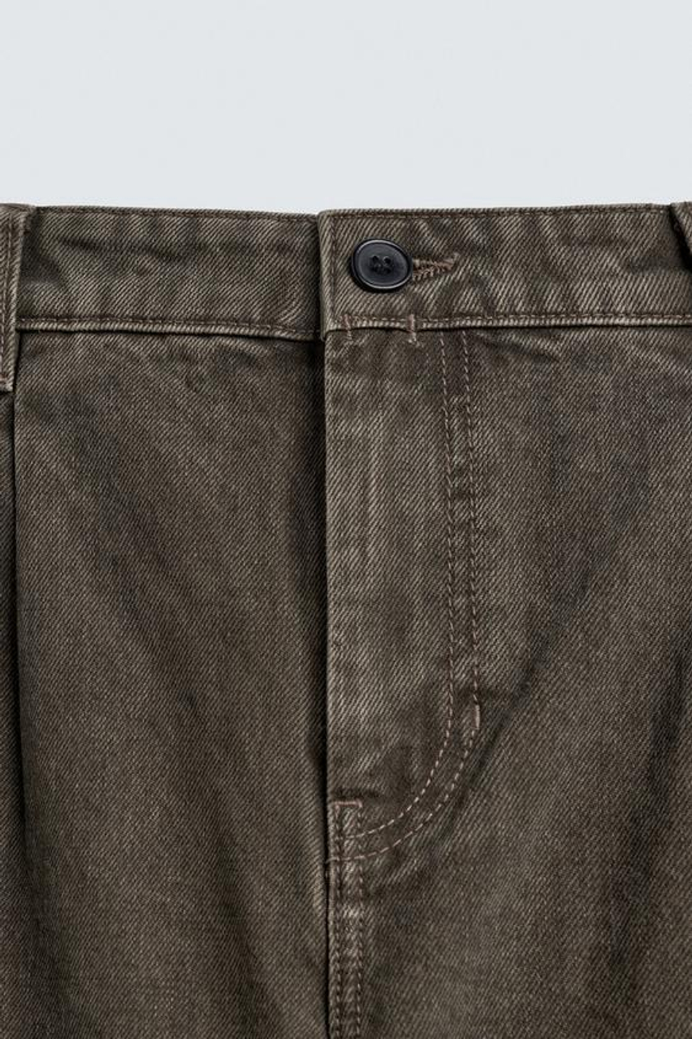 ZARA ДЖИНСЫ STRAIGHT FIT СО СКЛАДКАМИ, СЕРО-КОРИЧНЕВЫЙ