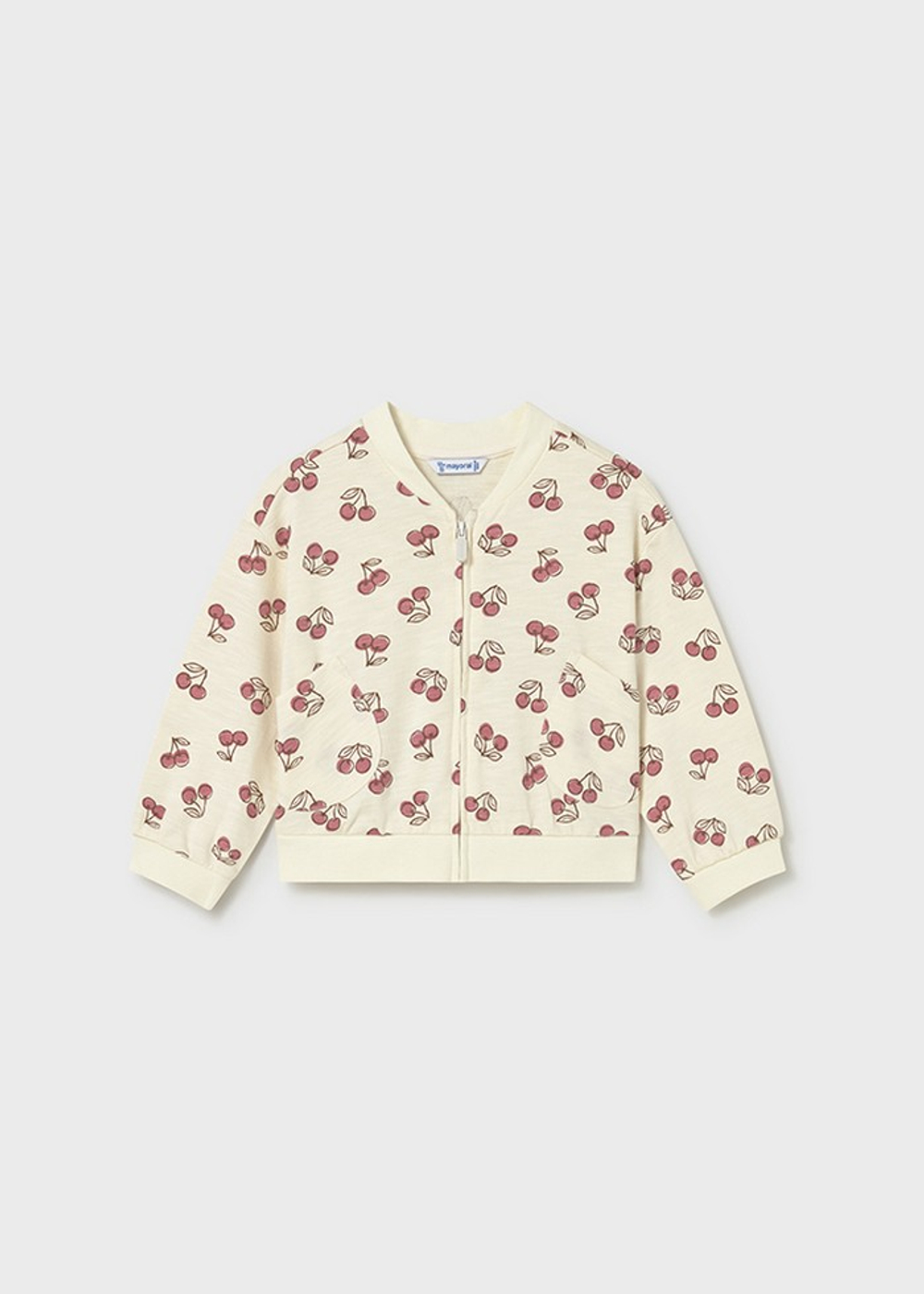 кардиган с футболкой и брюками