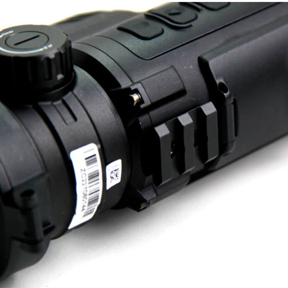 Тепловизионный прицел Longot LY650 LRF (матрица 640x512, плотность 12µm, дисплей OLED 1024x768, объектив 50мм., увел. 2,6х, дальность 2,5 км, IP67)