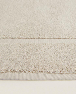 ZARA HOME КОВРИК ДЛЯ ВАННОЙ ИЗ МЯГКОЙ ТКАНИ, ПЕСОЧНЫЙ