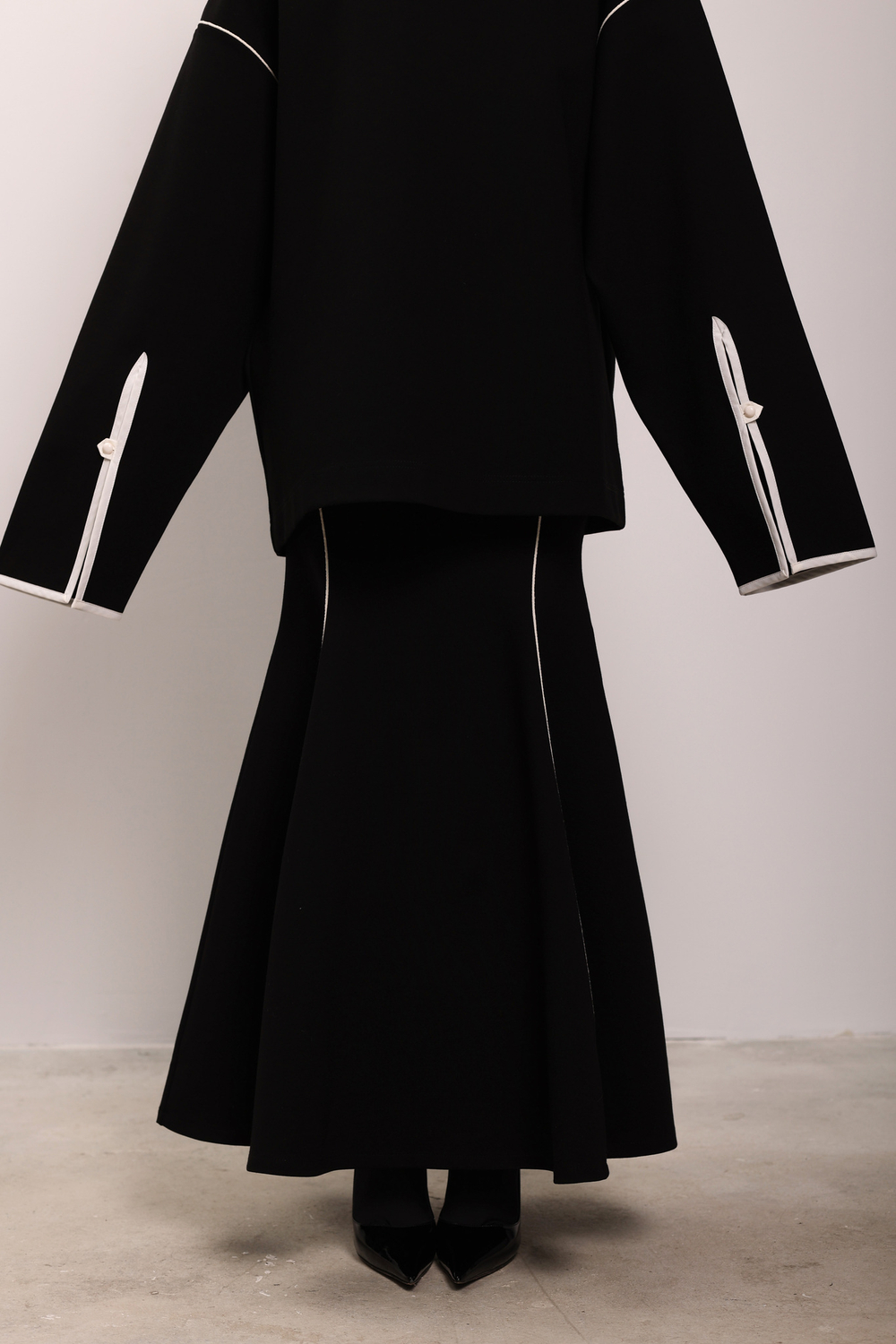 Джемпер с кантами из джерси