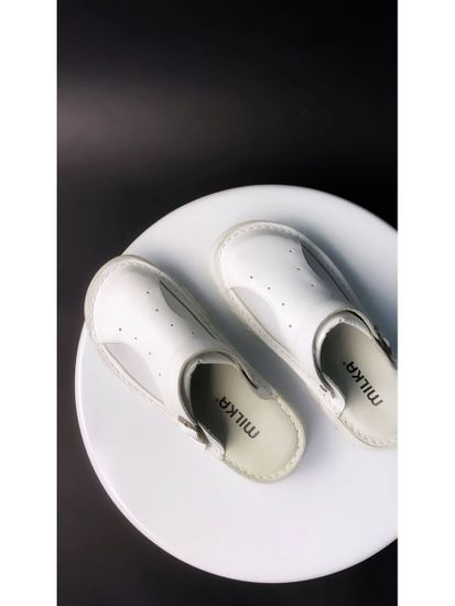 15 | "Kina" | Белые женские медицинские сабо натуральная кожа