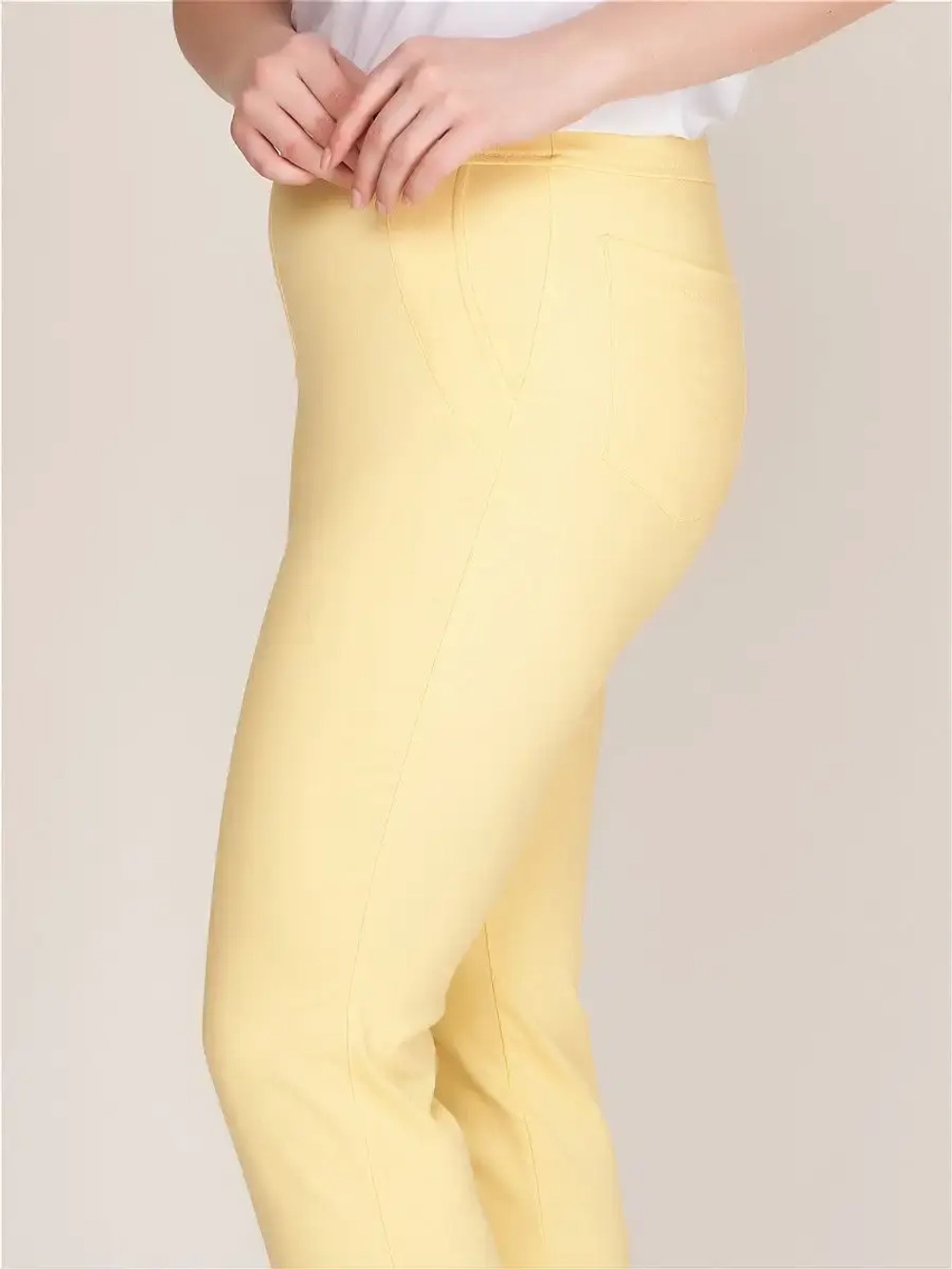 Брюки прямые светлые