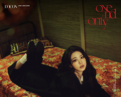 публикация DICON - VOLUME N 31 : ONE AND ONLY JANG WONYOUNG D Type