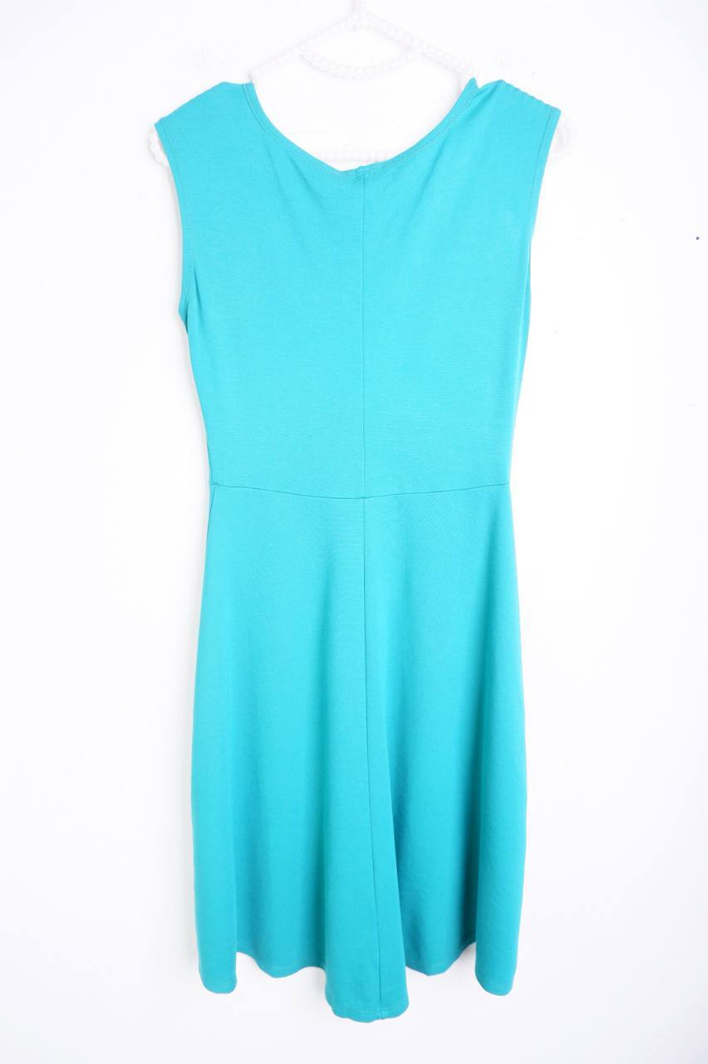 Платье Stets лаконичное, визуально на 42 размер