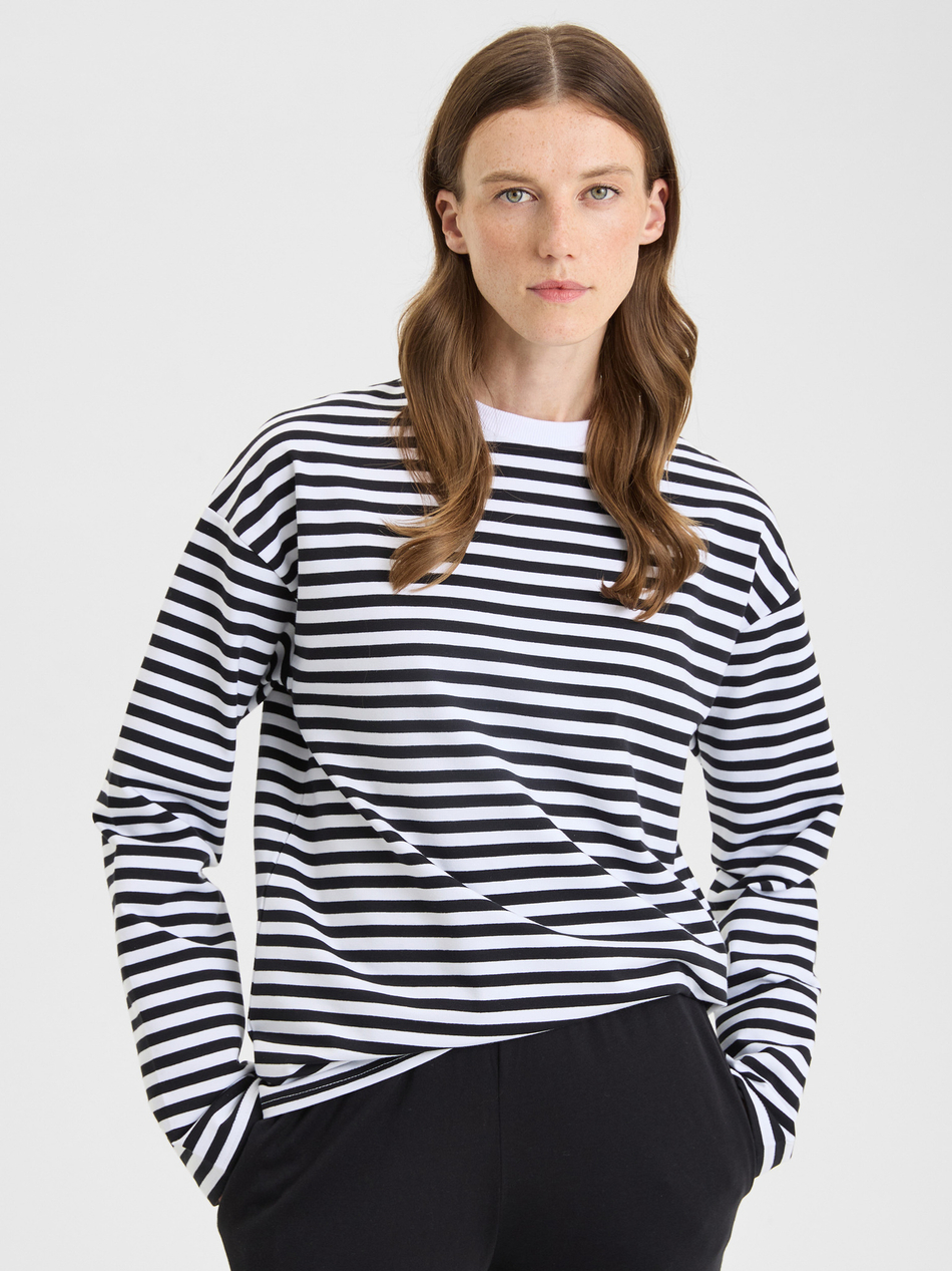 Матроска в стиле oversize