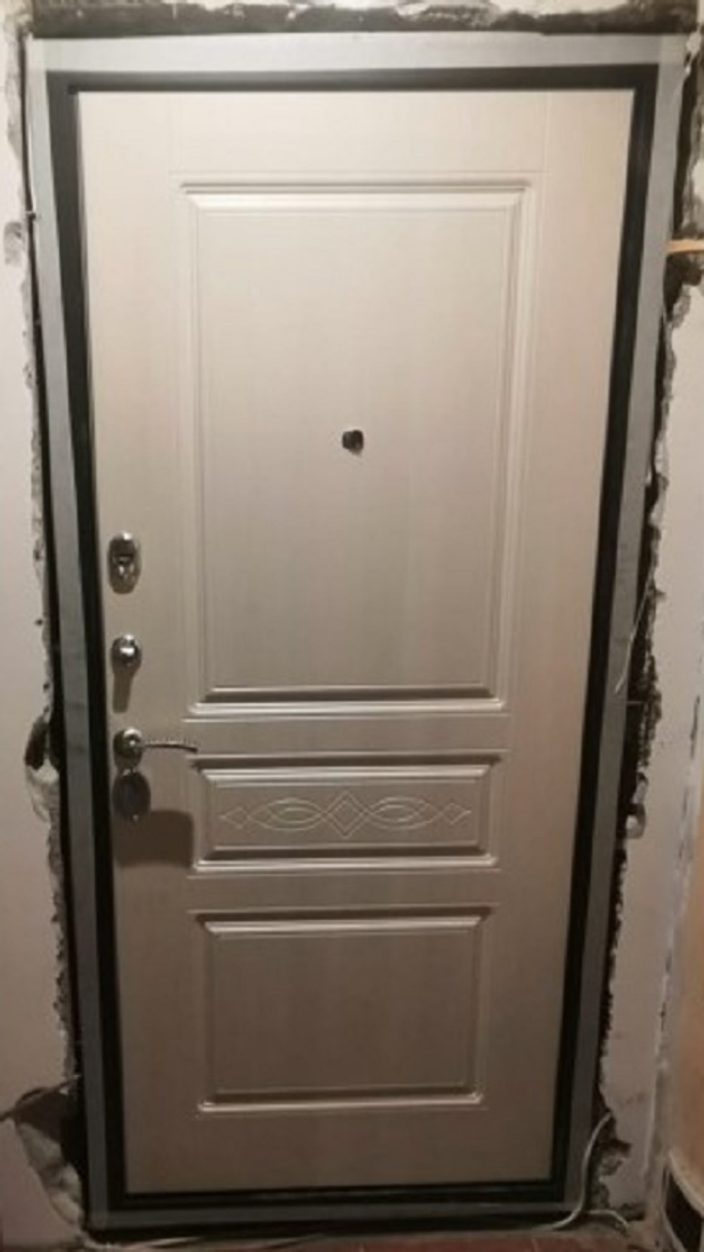 Входная металлическая дверь RеX (РЕКС) Премиум S Узор лиственница серая / Узор лиственница белая