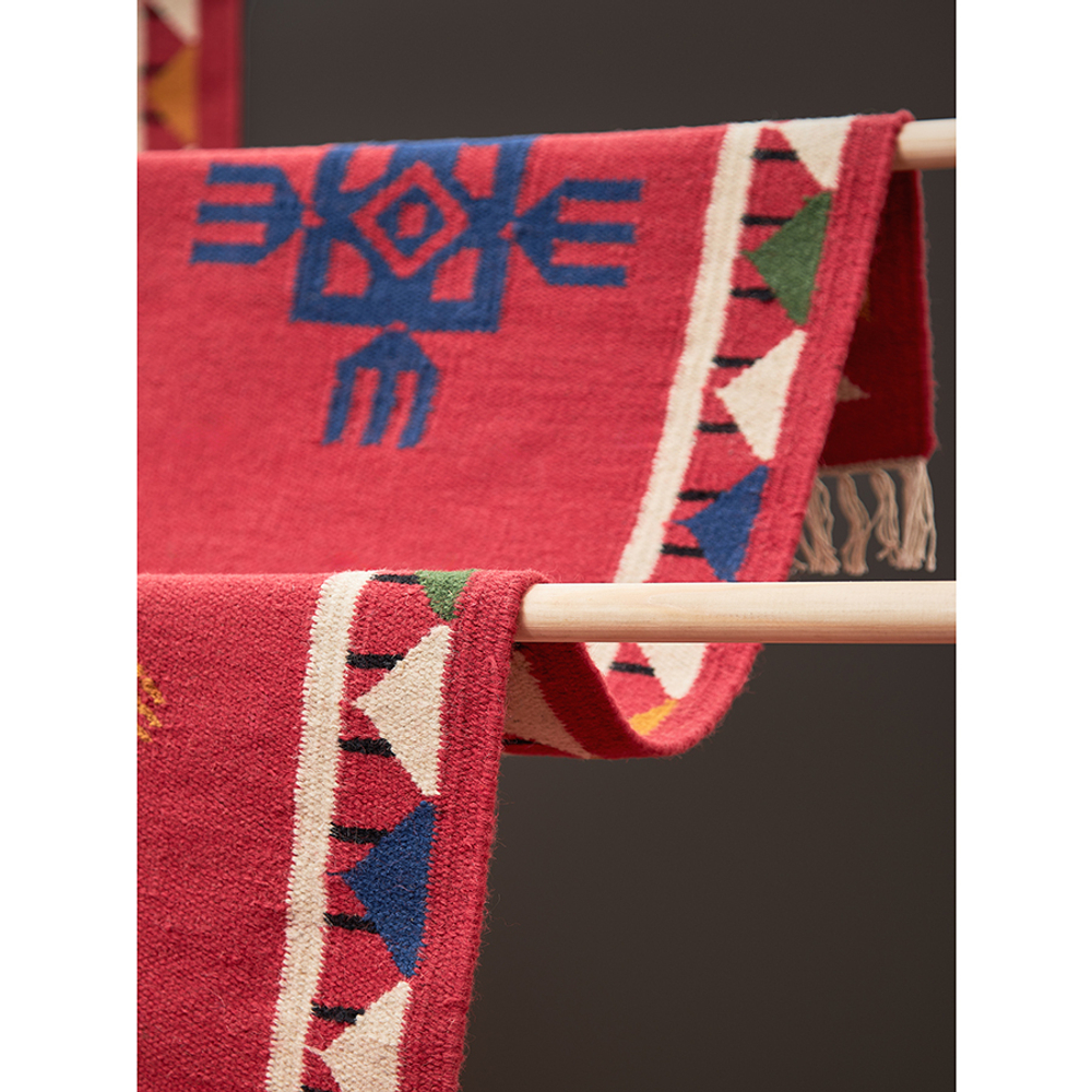 Ковер из шерсти по мотивам чувашских орнаментов из коллекции cultural heritage, 200х300 см