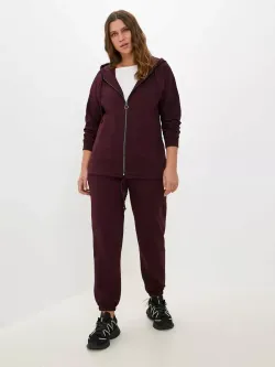 Костюм спортивный