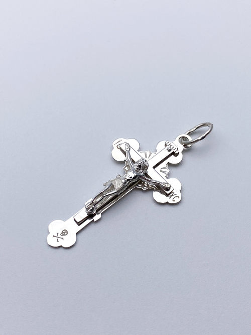 Крест из серебра