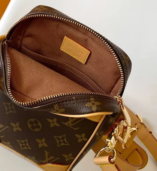 Сумка LOUIS VUITTON DANUBE, коричневый