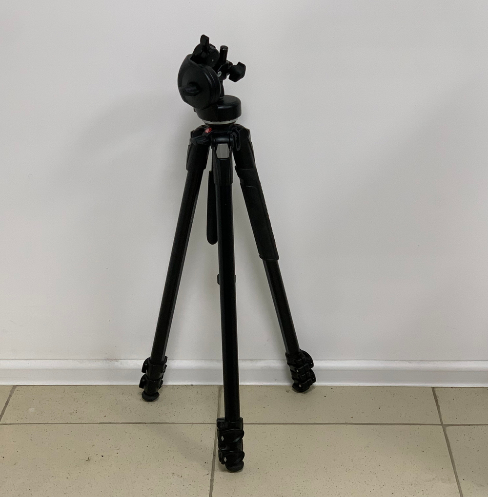 Manfrotto 290 Xtra MT290XTA3 с головой 128RC