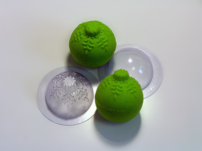 Пластиковая форма для шоколада "Сфера Снежинка" d 60 мм