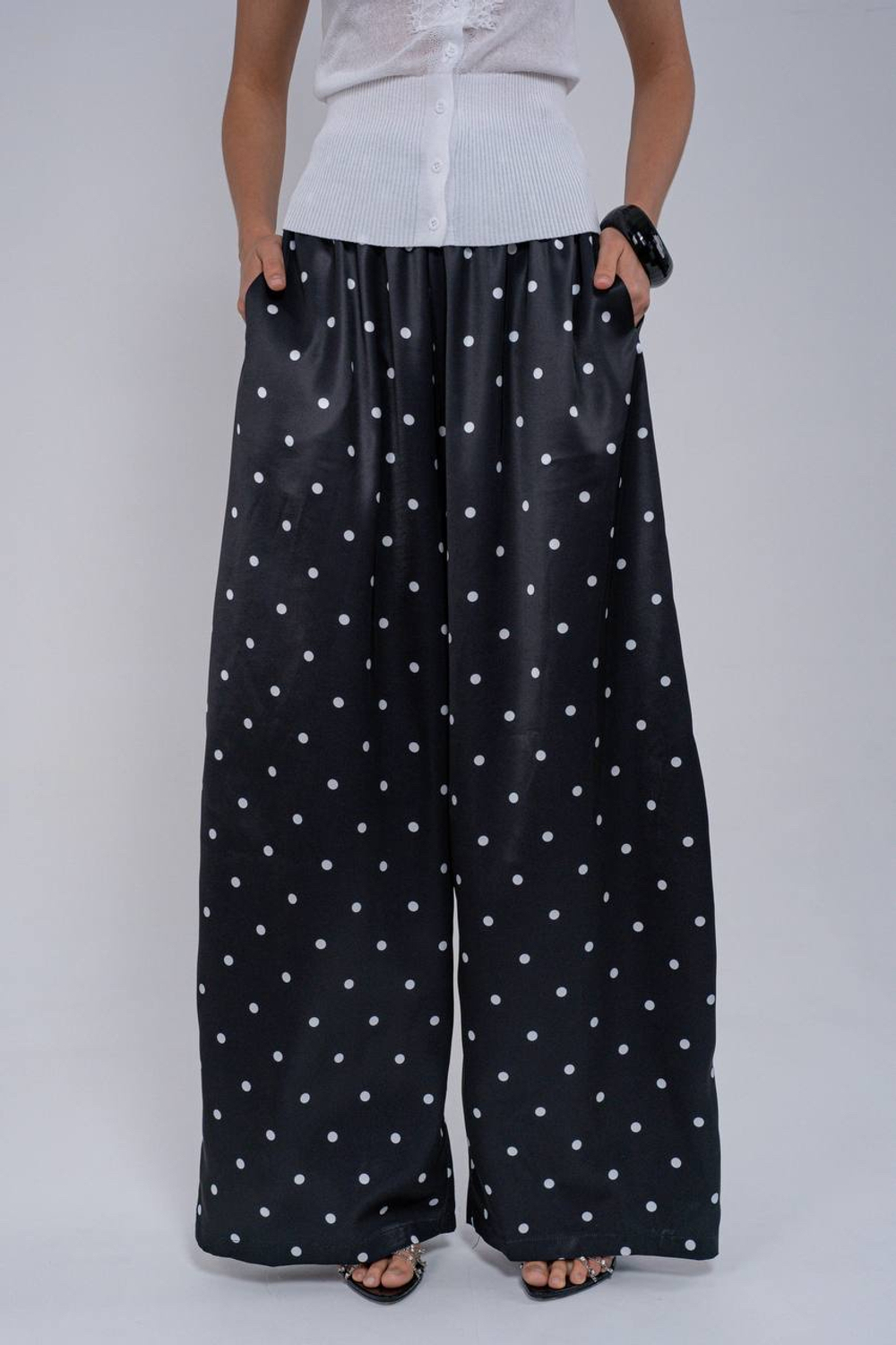 Брюки в горошек из вискозного шелка