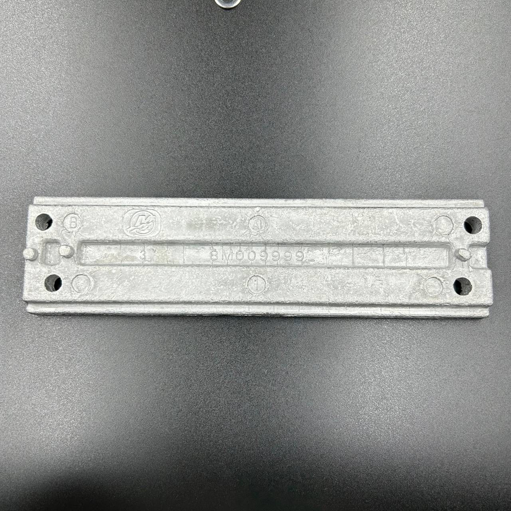 Анод подвески алюминиевый Mercury (818298A1; 818298T1; 818298Q1) (Quicksilver)