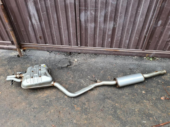 Глушитель левый Mercedes S W223 (2020-н.в.)