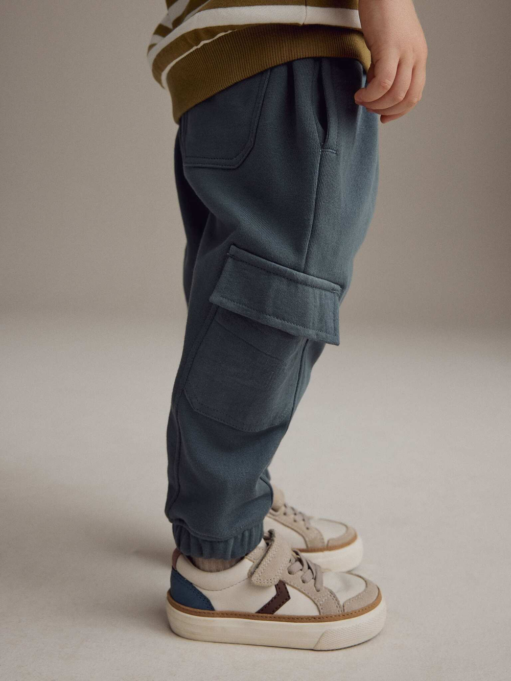 Толстовка и брюки карго в комплекте для мальчика Next B17-571, Хаки, Белый, Синий