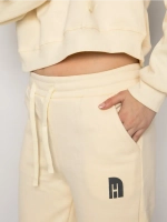 Спортивный костюм с капюшоном