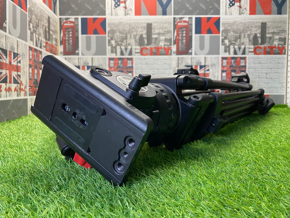 Sachtler ENG 2 MCF + DV 12 SB