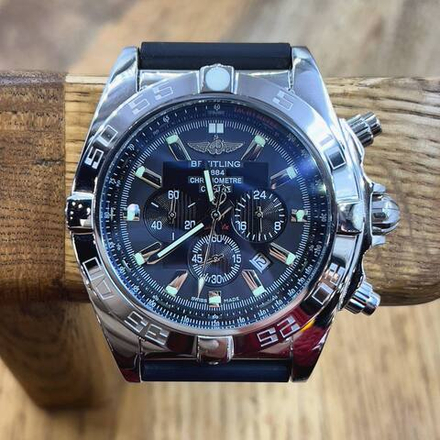 Часы Breitling