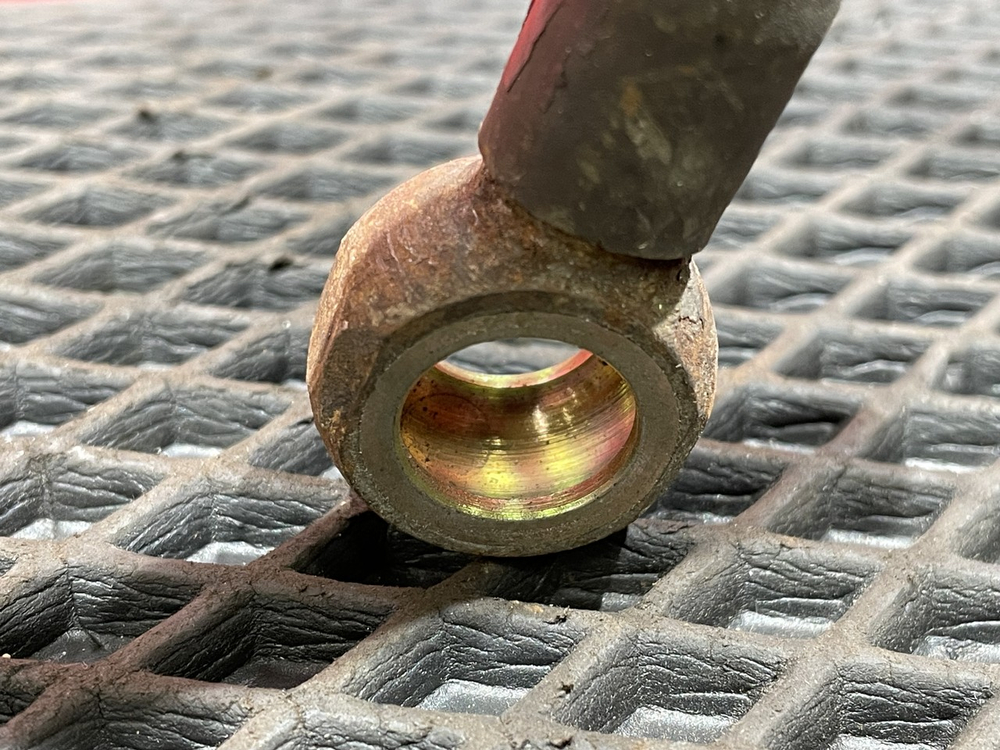 Трубка топливная