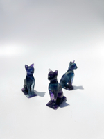 Фигурка кошки из флюорита в египетском стиле