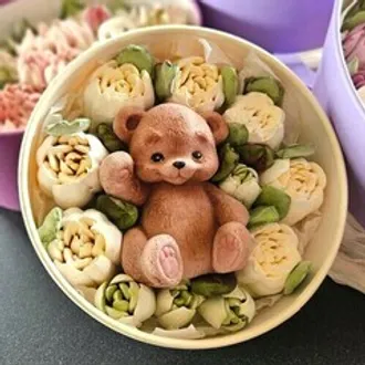 Зефир в шляпной коробке «Мишка» / 18 см