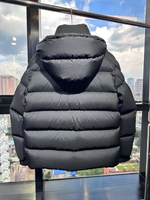 Пуховик Moncler