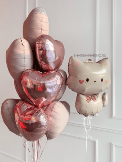 Букет розовых сердечек с фольгированной кошечкой
