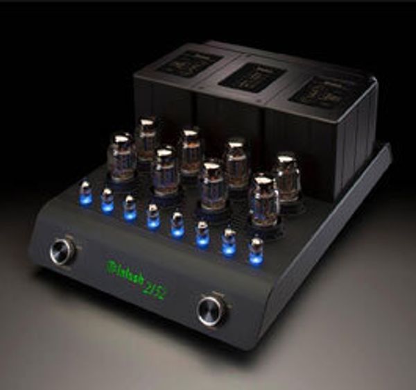 Новинка McIntosh MC2152 Новинка McIntosh MC2152