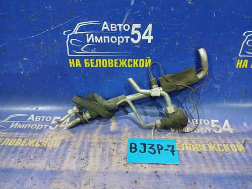 Клапан кондиционера MAZDA FAMILIA 2001