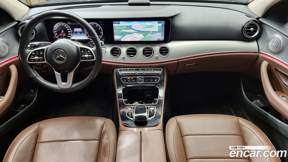 Mercedes-Benz E-Class W213 E300 4MATIC AMG Line (06.2020)