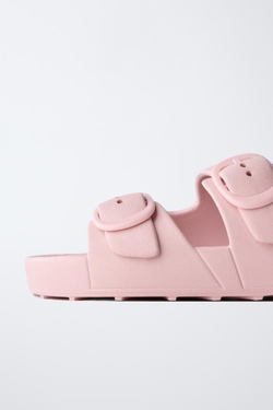 ZARA РЕЗИНОВЫЕ ТАПОЧКИ С ПРЯЖКАМИ, РОЗОВЫЙ
