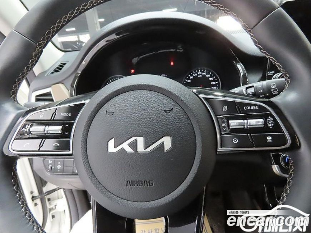 Kia Seltos Бензин 1.6 Turbo 4WD (10.2021)