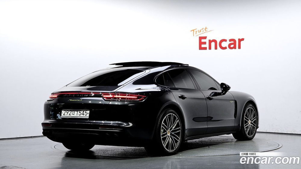 Porsche Panamera (971) 2.9 AWD E-Hybrid (12.2019)