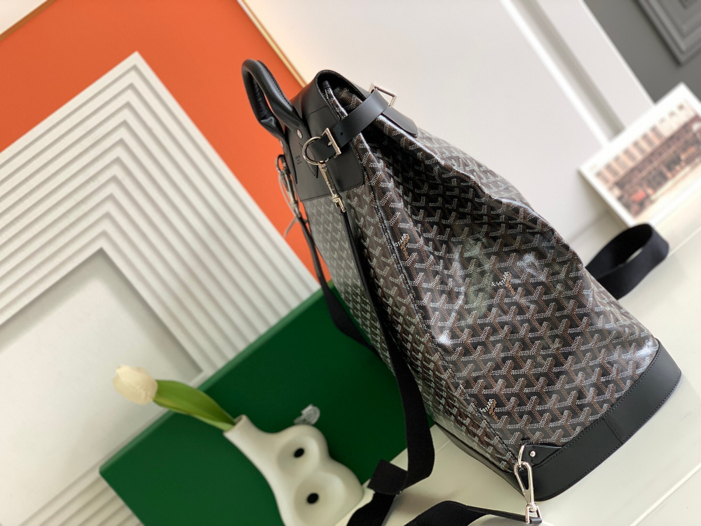 Goyard Steamer PM Bag